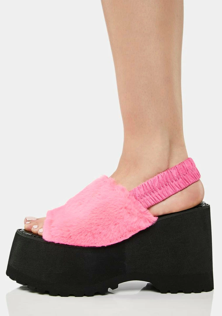 Budget β¨ Lemon Drop By Privileged Pink Paladin Faux Fur π©΄ Sandals Platform π©΄ Sandals π₯° 4 Lemon Drop By Privileged Pink Paladin Faux Fur Sandals Platform Sandals