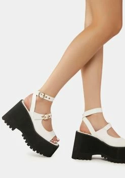 Deals π Lemon Drop By Privileged Gessie Platform π©΄ Sandals π 8 Lemon Drop By Privileged Gessie Platform Sandals