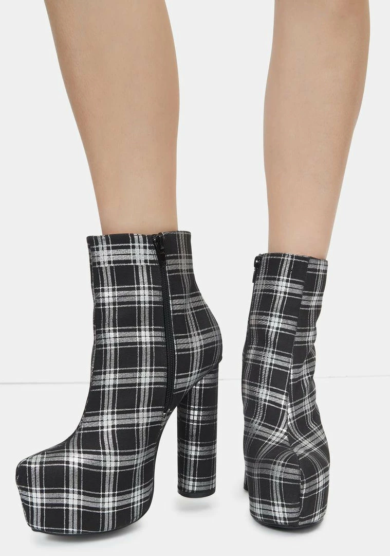 Top 10 β¨ Lemon Drop By Privileged Black Questar Ankle π₯Ύ Boots Platforms β¨ 1 Lemon Drop By Privileged Black Questar Ankle Boots Platforms