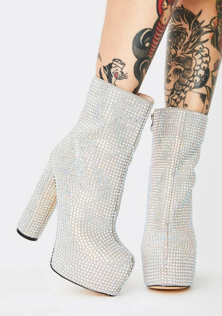 Best Sale π Lemon Drop By Privileged Silver Junior Rhinestone Platform π₯Ύ Boots π 3 Lemon Drop By Privileged Silver Junior Rhinestone Platform Boots