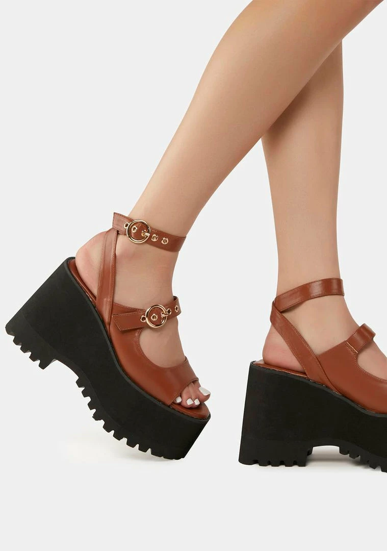 New 𧨠Lemon Drop By Privileged Brown Gessie Platform π©΄ Sandals π― 4 Lemon Drop By Privileged Brown Gessie Platform Sandals