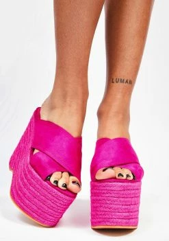 Outlet β€οΈ Lemon Drop By Privileged Fuchsia Bannah Platform π©΄ Sandals Platforms π 6 Lemon Drop By Privileged Fuchsia Bannah Platform Sandals Platforms