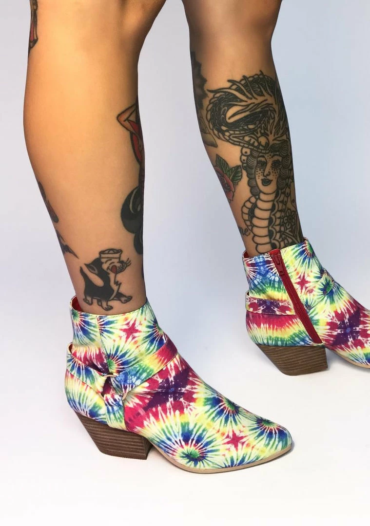 Promo π Lemon Drop By Privileged Tie Dye Spirit Ankle π₯Ύ Boots π₯Ύ Boots & Booties π 2 Lemon Drop By Privileged Tie Dye Spirit Ankle Boots Boots & Booties